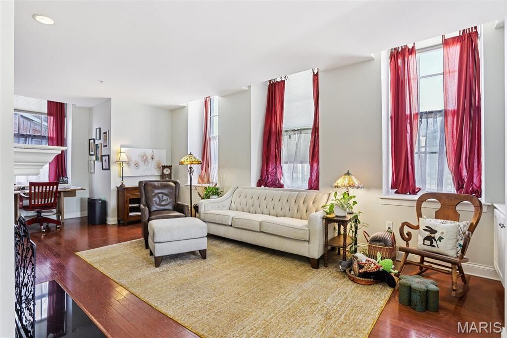 Property Photo:  1515 Lafayette Avenue 114  MO 63104 