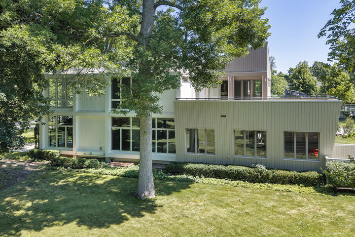 Property Photo:  246 Beach Road  IL 60022 