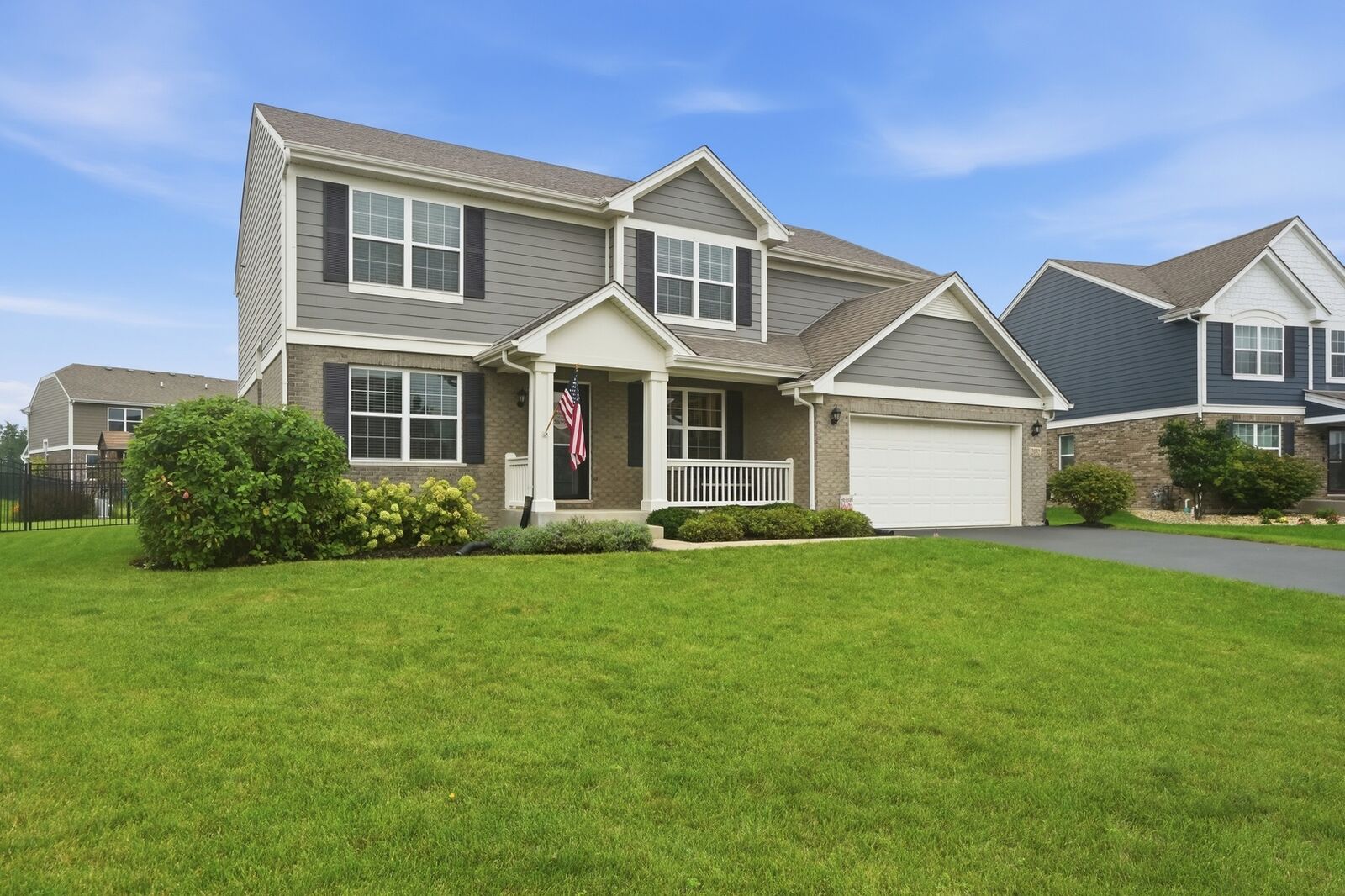 Property Photo: 2032 Rownham Hill Road IL 60451