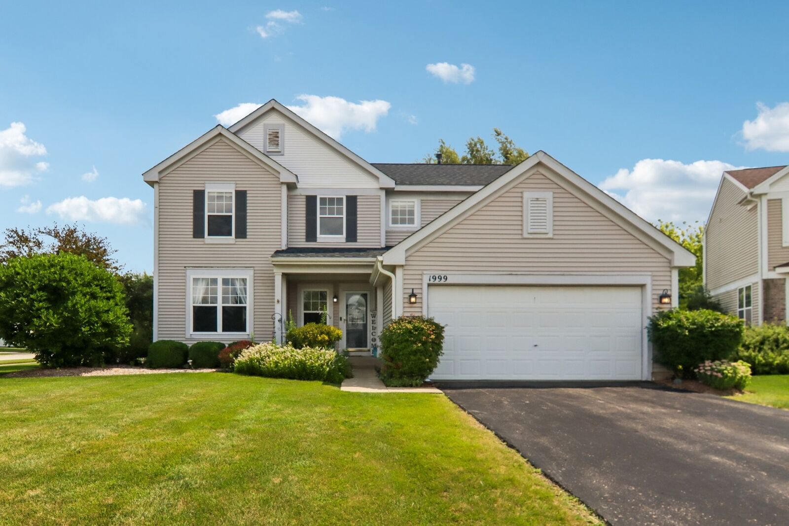 Property Photo:  1999 Sparrow Circle  IL 60073 
