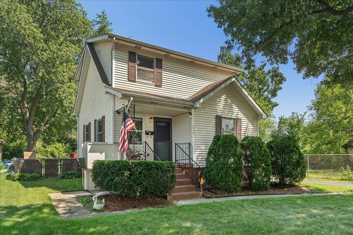 Property Photo:  1239 Price Avenue  IL 60409 