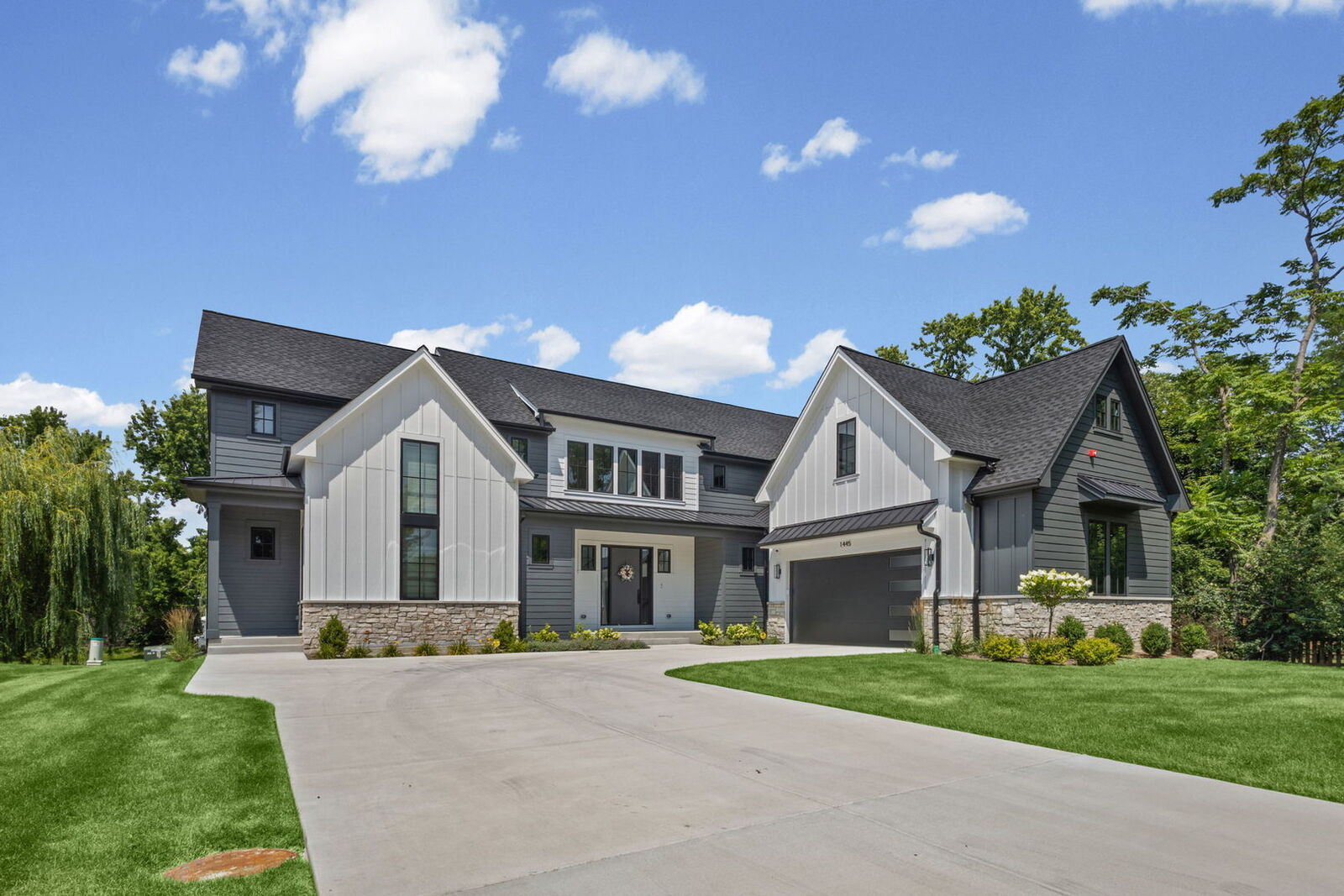 Property Photo:  3201, Lot 1 Thornwood Avenue  IL 60026 