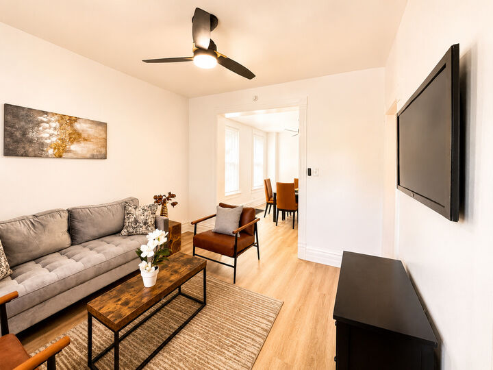 Property Photo: 706 W 81st Street IL 60620