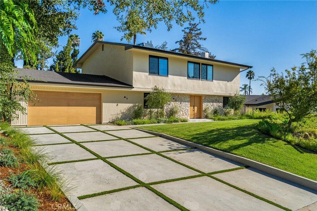 Property Photo:  5873 Fairhaven Avenue  CA 91367 