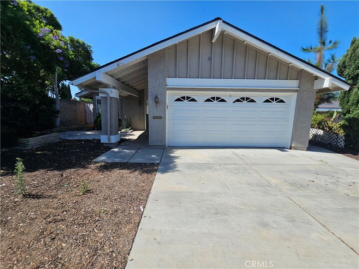 Property Photo:  4552 Cheviot  CA 92604 