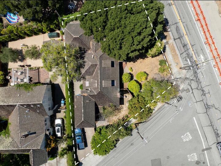 Property Photo: 4 Warren Road CA 94401