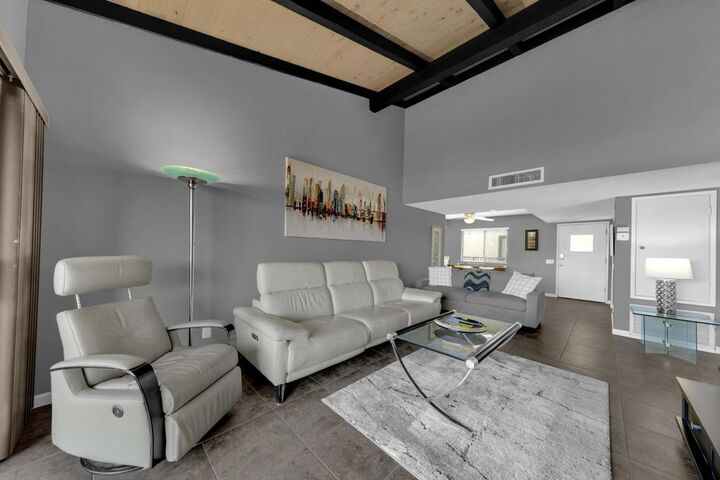 Property Photo:  1409 N Sunrise Way 55  CA 92262 