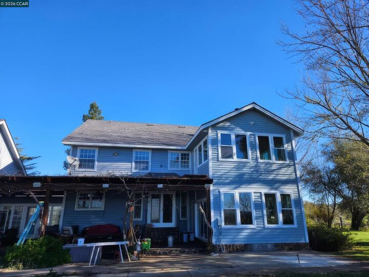 Property Photo:  10580 Dickson Road  CA 95669 