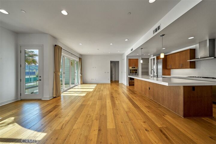 Property Photo:  12468 Osprey Lane 1  CA 90094 