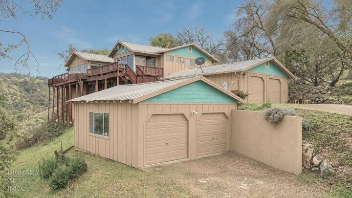 Property Photo: 8812 Miwok Trail CA 95245