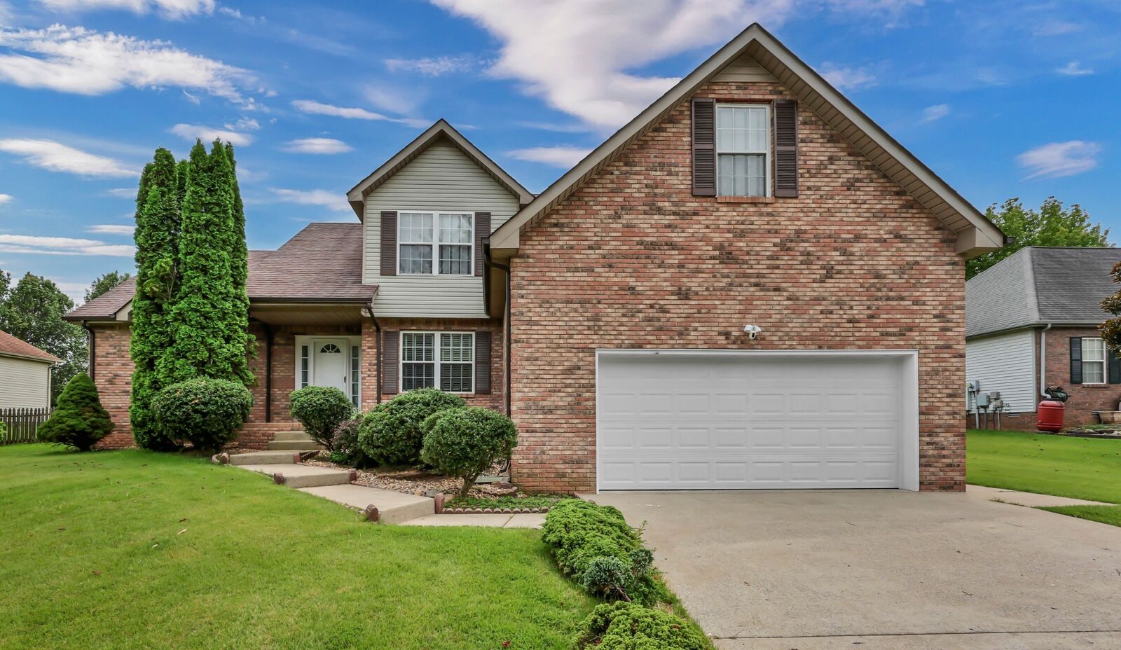 Property Photo: 2412 Shoveler Way TN 37042