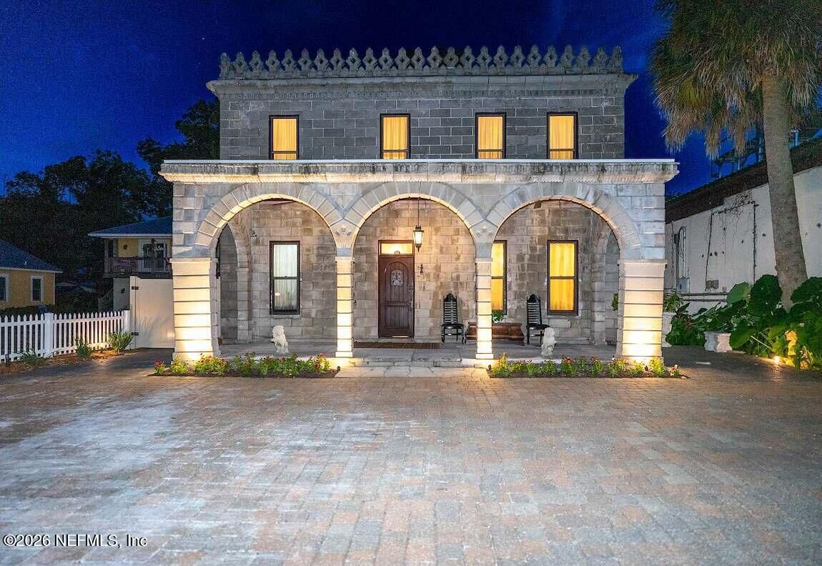 Property Photo:  33 Old Mission Avenue  FL 32084 
