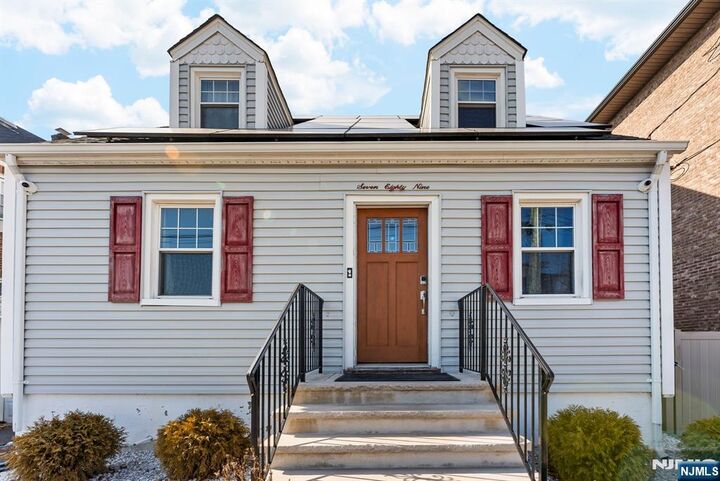 Property Photo:  789 Harvard Place  NJ 07010 