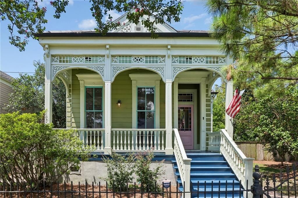 Property Photo: 5105 Laurel Street LA 70115