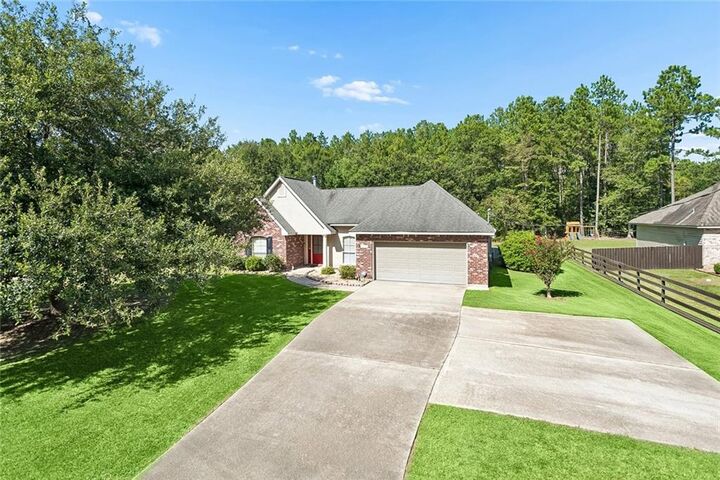 Property Photo: 76196 Highway 1077 Highway LA 70437