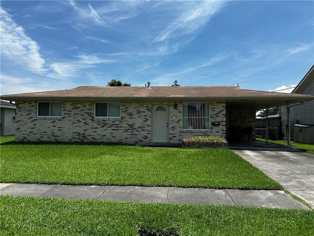 Property Photo: 1345 Chickasaw Avenue LA 70005