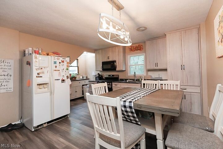 Property Photo: 39937 State Route 303 OH 44050