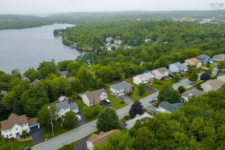 Property Photo: 67 Craigburn Drive NS B2X 3E6