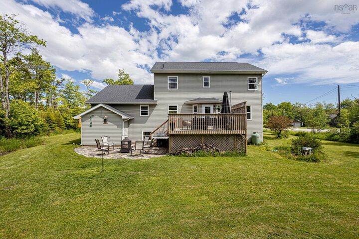 Property Photo:  71 Yezen Court  NS B4B 0C3 