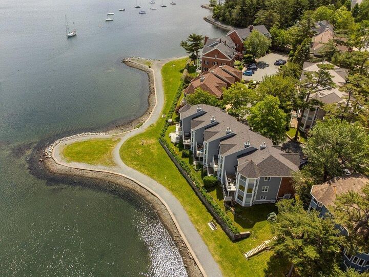 Property Photo:  123 Anchor Drive  NS B3N 3B9 
