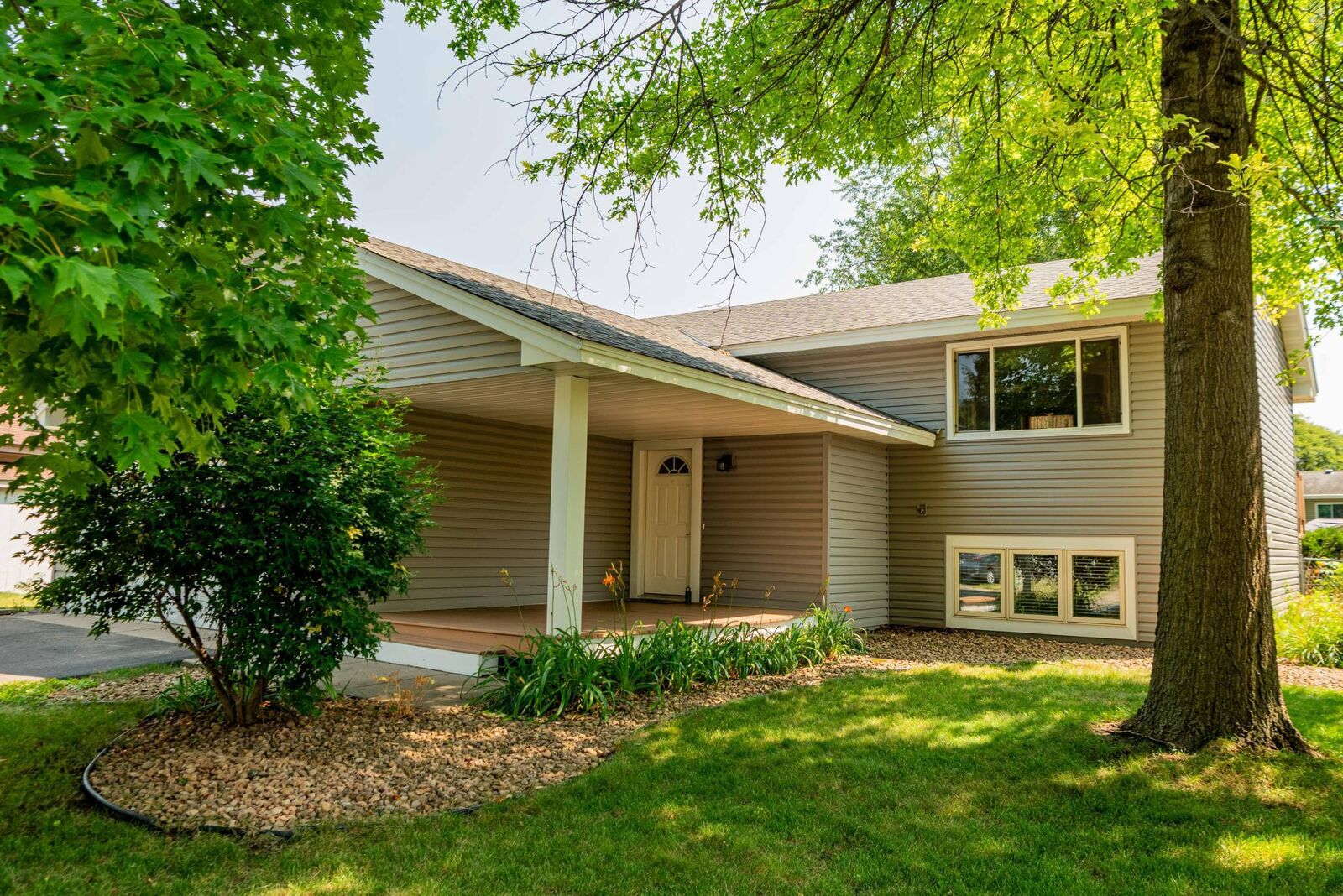 Property Photo: 3244 Meadowbrook Court MN 55127