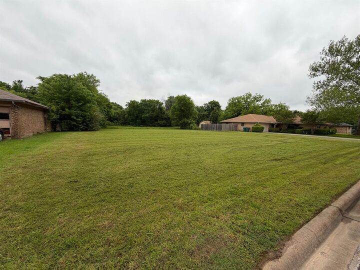Property Photo:  712 E Olive Street 718  TX 75090 