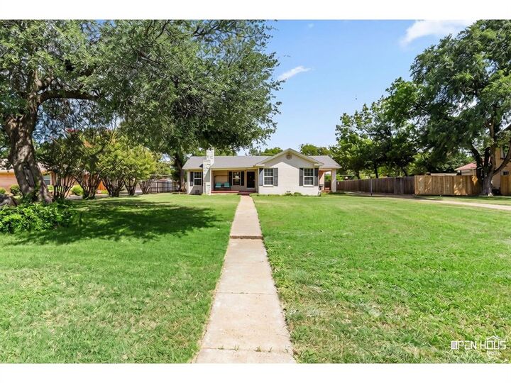 Property Photo:  3316 Kessler Boulevard  TX 76309 