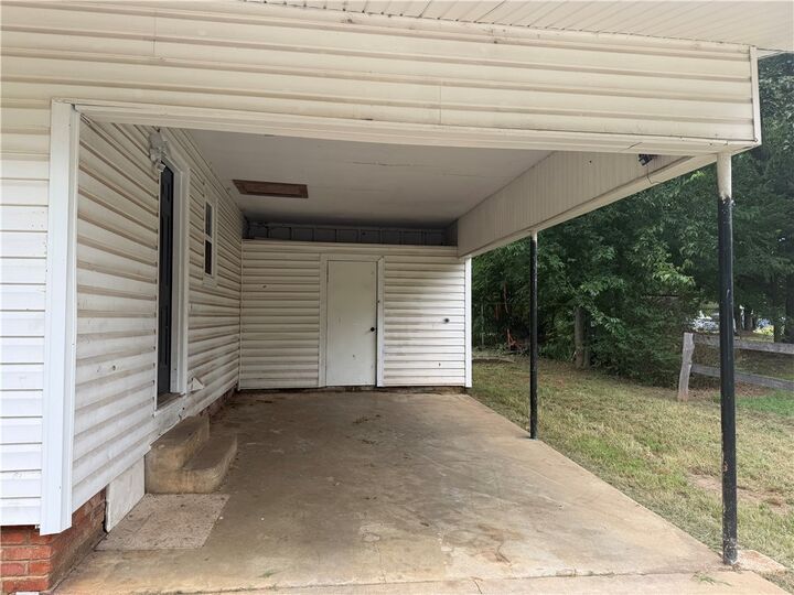 Property Photo:  909 Riddell Street  AR 72830 