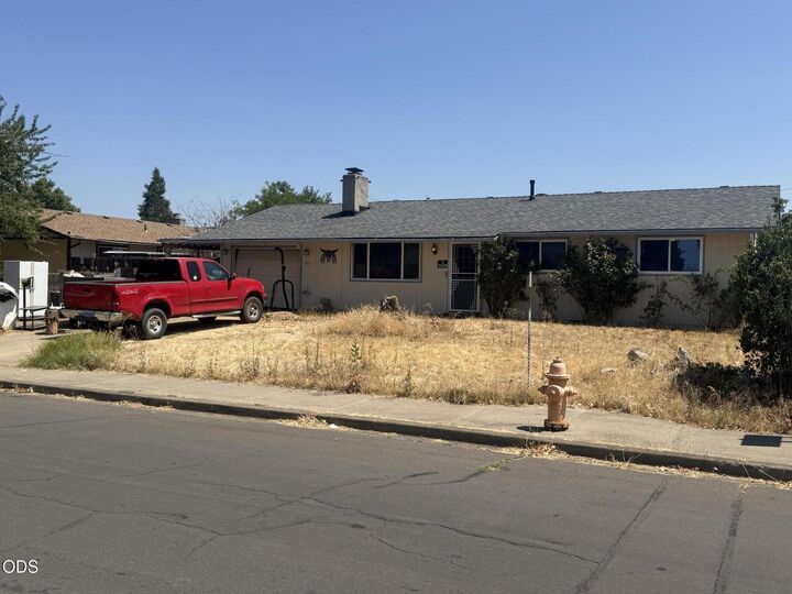 Property Photo: 7632 Gladstone Avenue OR 97503