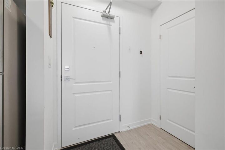 Property Photo:  450 Dundas Street E 603  ON L8B 1Z2 