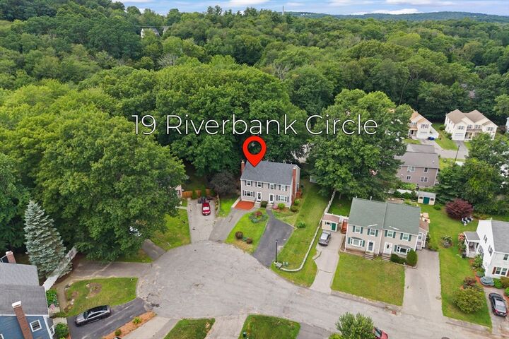 Property Photo:  19 Riverbank Cir 19  MA 01835 