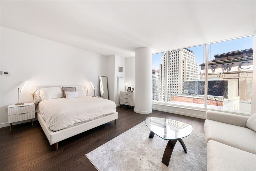Property Photo:  430 Stuart Street 1518  MA 02116 