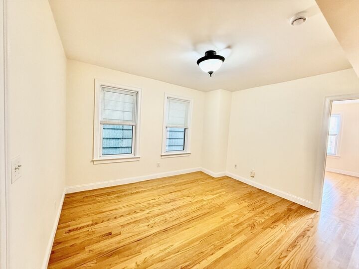 Property Photo:  724 Cambridge St 2  MA 02141 