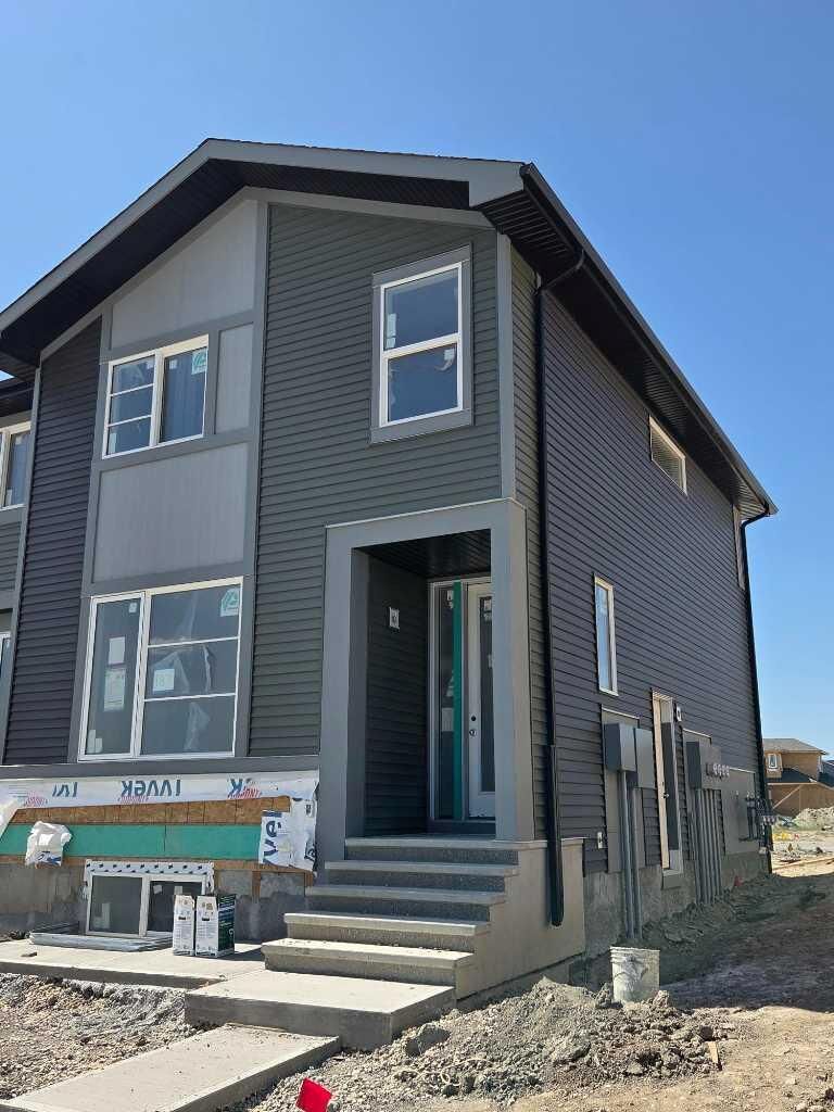 Property Photo: 187 Lanark Gate SE AB T4A 3R7