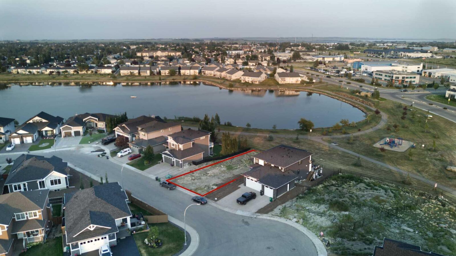 Property Photo: 25 Lakes Estates Circle AB T1P 1L8