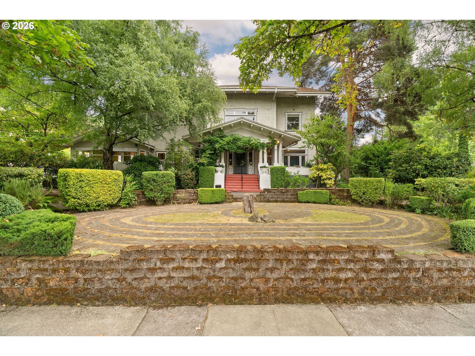 Property Photo:  2116 NE 18th Ave  OR 97212 