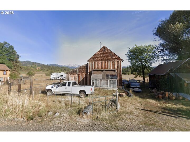 Property Photo:  36301 Valley View Ln  OR 97834 