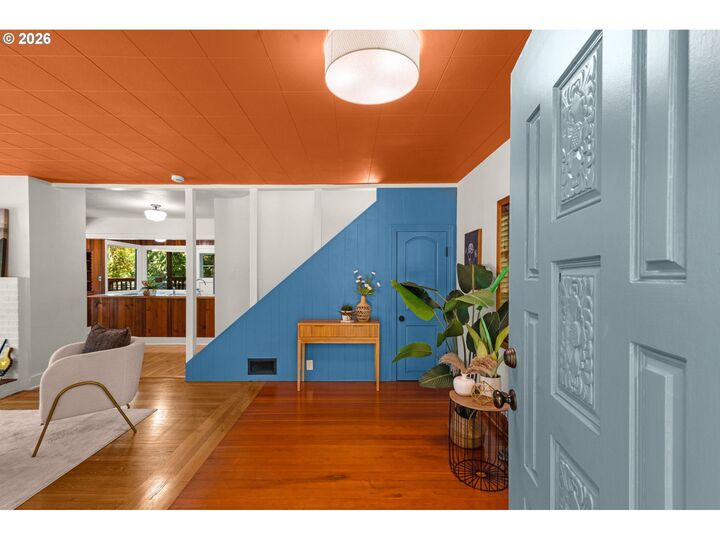 Property Photo:  3841 SW Kanan Dr  OR 97221 