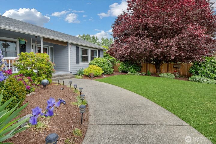Property Photo: 10909 Vickery Avenue E WA 98446