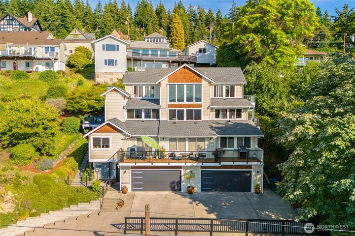 Property Photo: 106 N State Street WA 98225