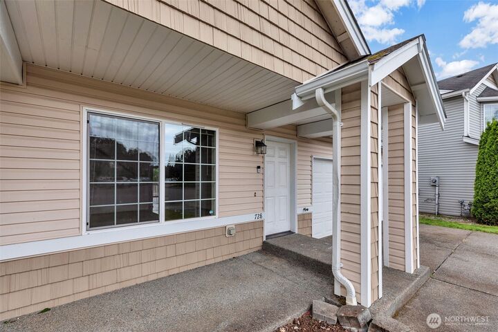 Property Photo:  728  95th Court SE  WA 98208 
