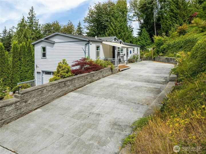 Property Photo:  4949  Samish Way 6  WA 98229 