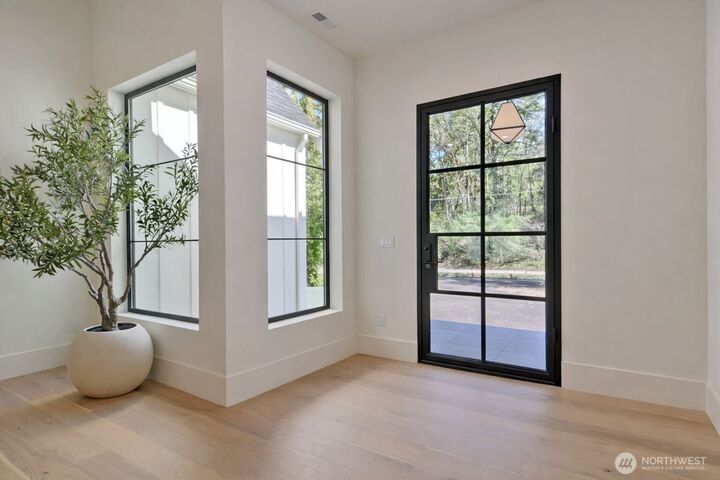 Property Photo:  275  Island Boulevard  WA 98333 