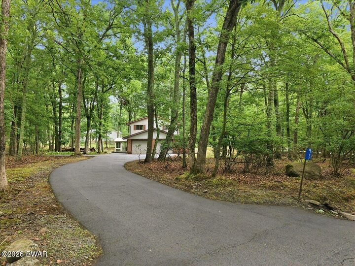 Property Photo: 171 Seneca Drive PA 18337