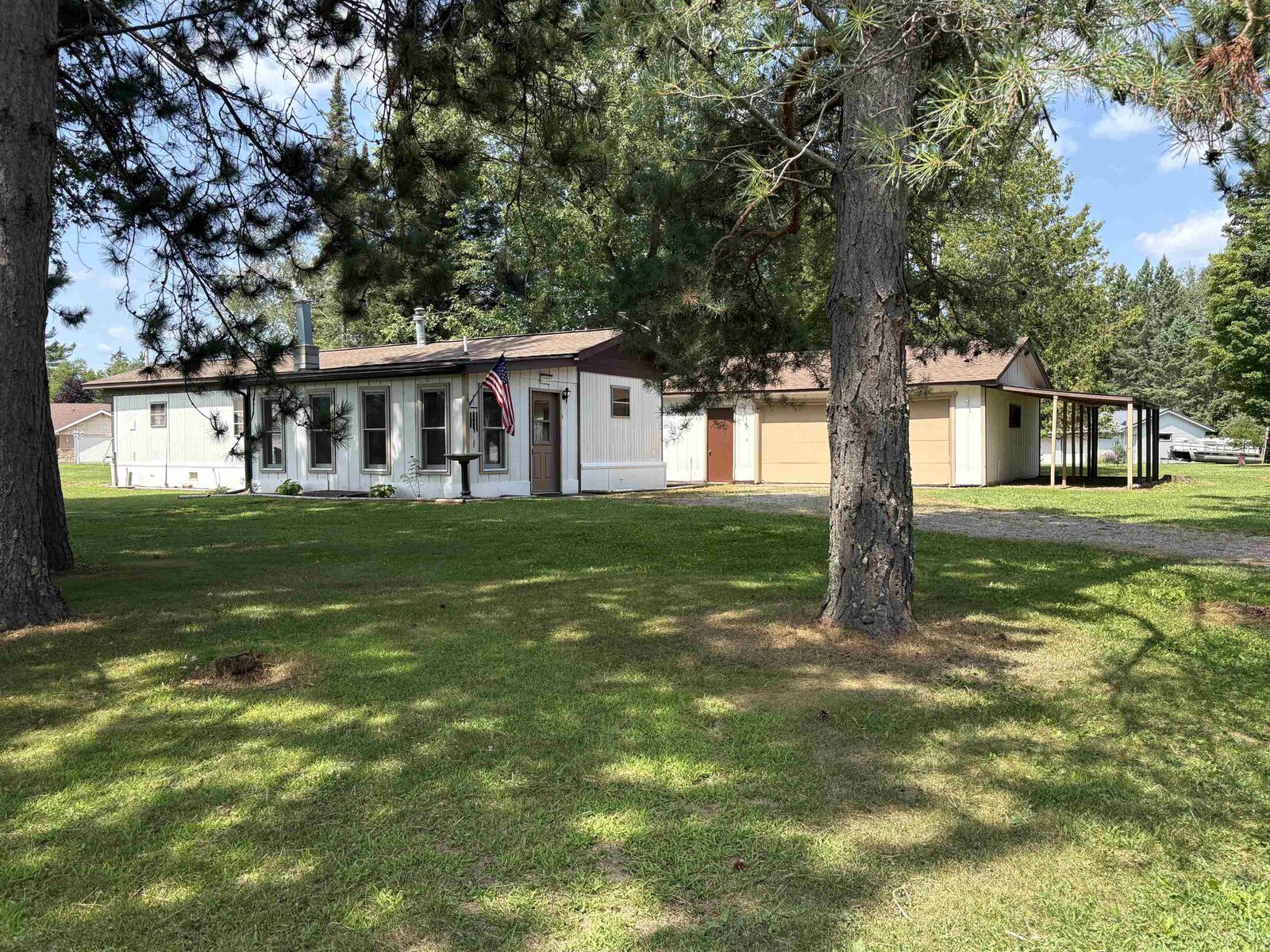 Property Photo:  17331 Valley View Road  WI 54175 