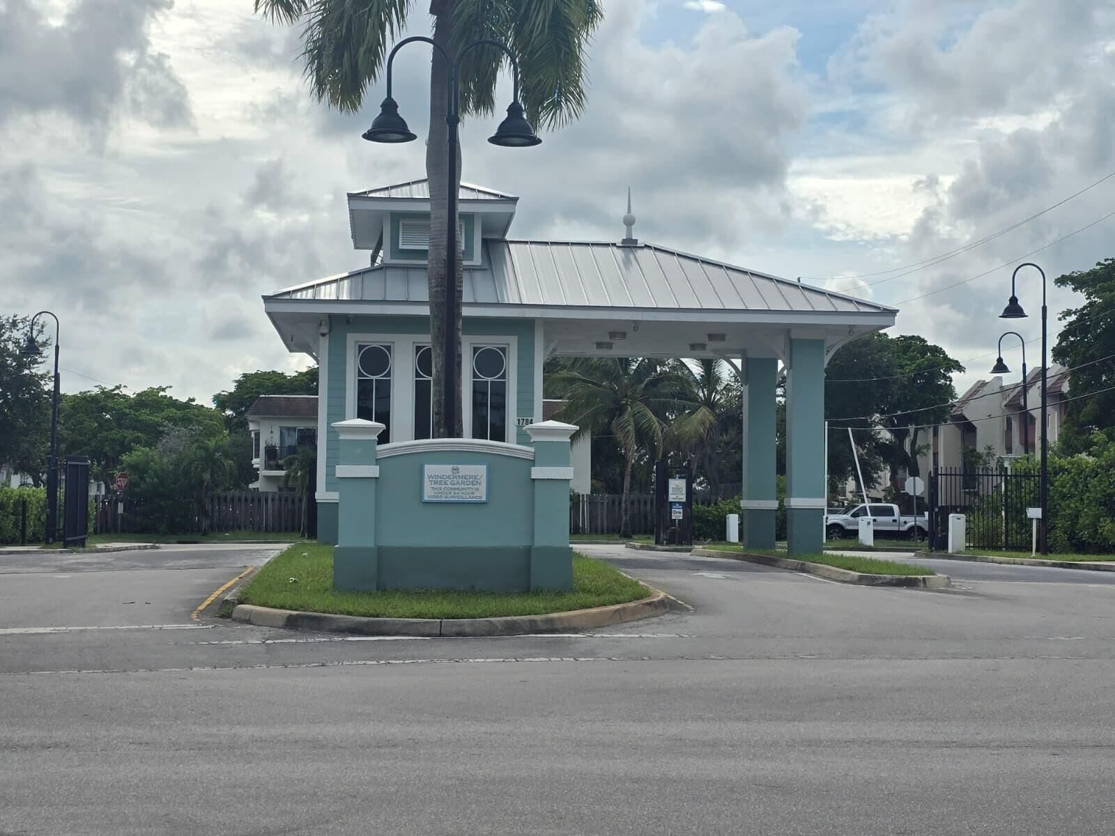 Property Photo: 5217 NW 18th Street 3D FL 33313