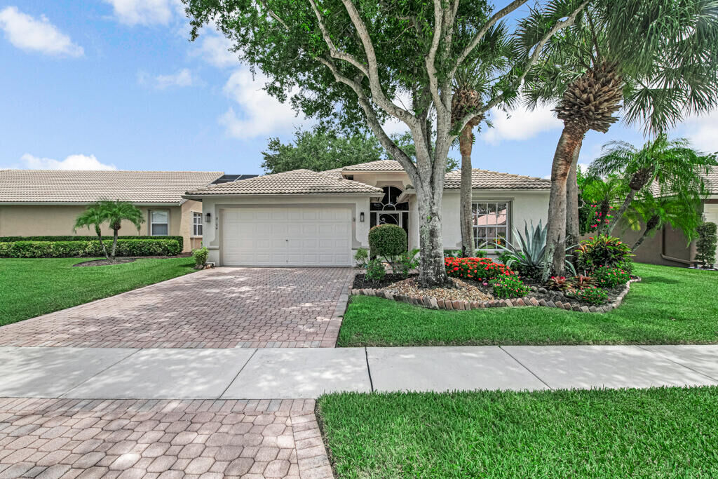 Property Photo: 8184 Florenza Drive FL 33472