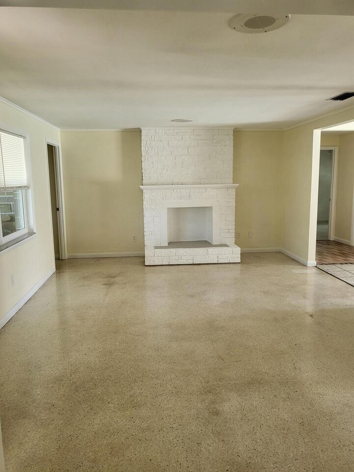 Property Photo:  5011 S 2nd Street S  FL 34982 