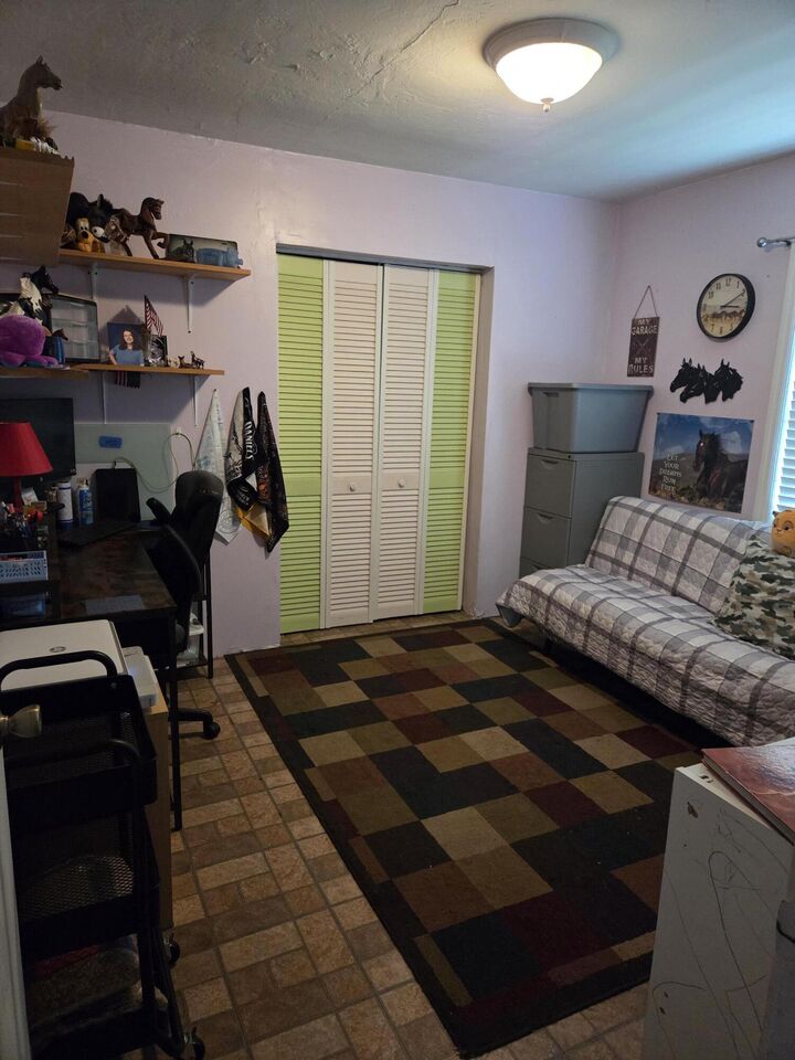 Property Photo: 368 Johnston Street FL 34982