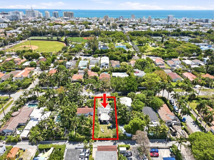 Property Photo:  1324 Lenox Avenue  FL 33139 